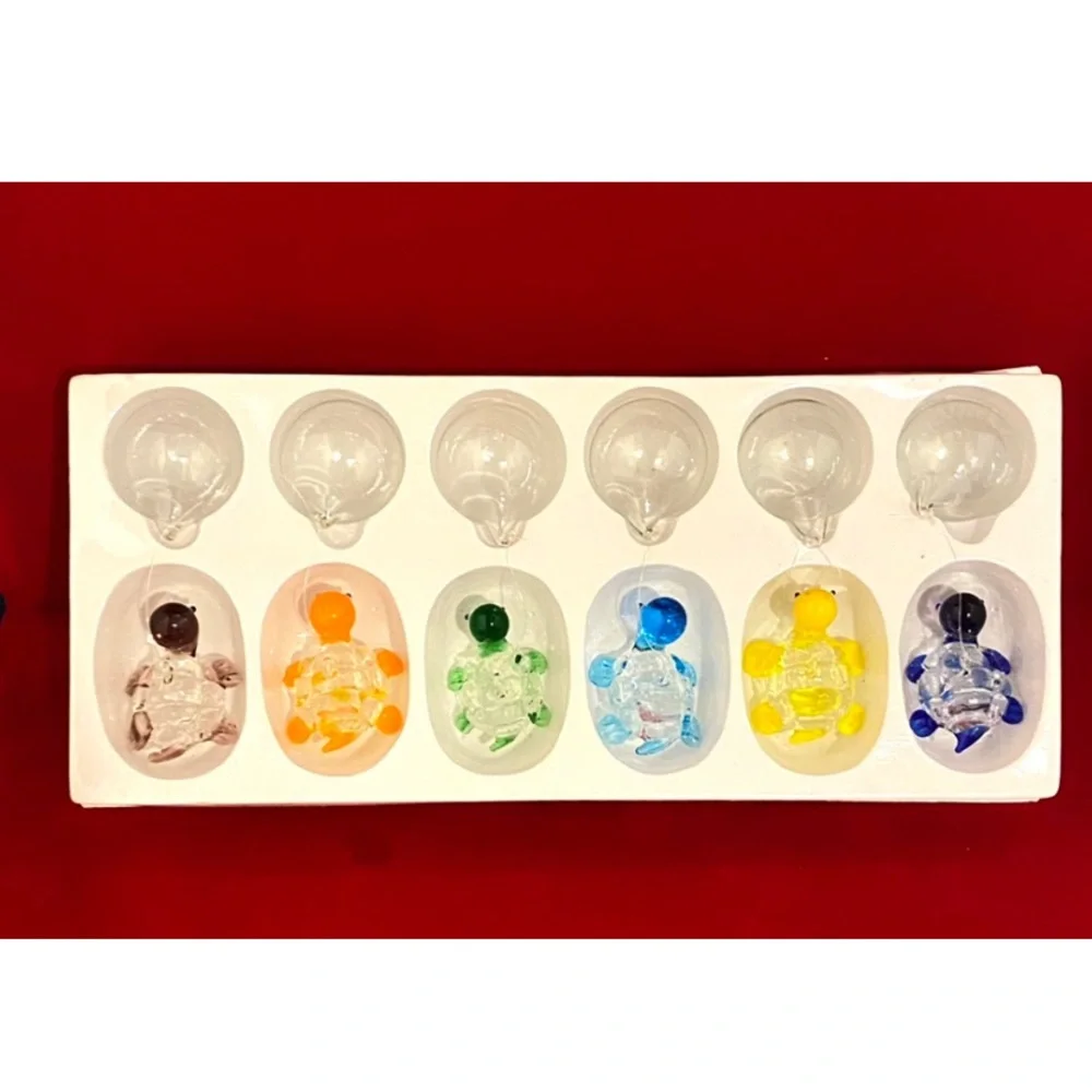 Floating Turtles - Picture 2 of 8